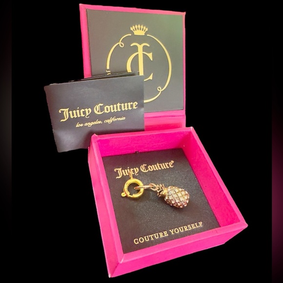 Juicy Couture Gold Pineapple Charm/Pendant - Picture 1 of 6